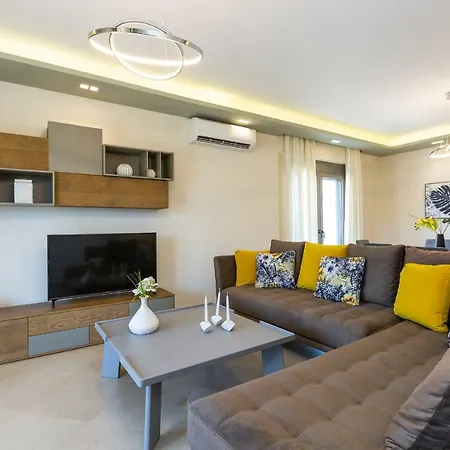 Villa Anesis Villa, With Private Pool & Bbq, By Thinkvilla